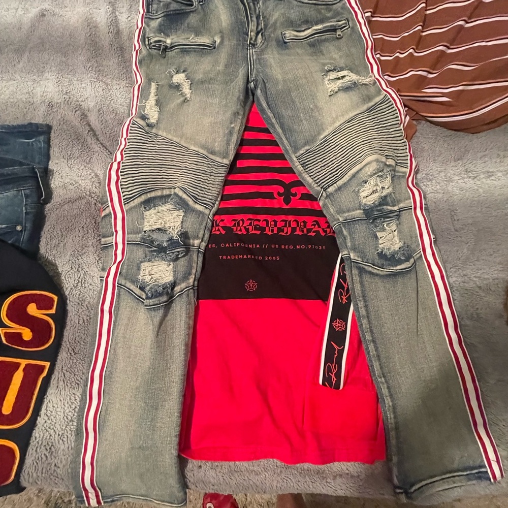 Rock revival shirt and Rue jeans